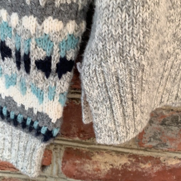 Ann Taylor Loft Fair Isle inspired sweater - Picture 5 of 8